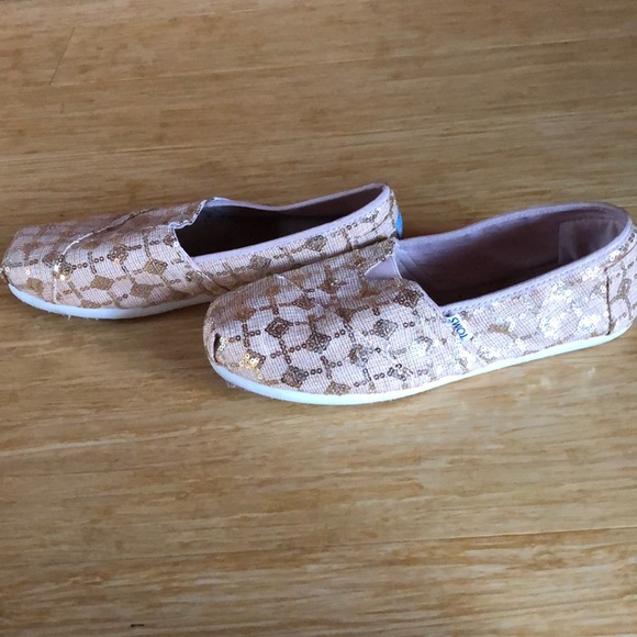 toms canvas loafers; size 8.5 - Picture 4 of 7